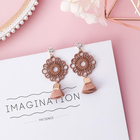 Unique Zone Jewelry - ❤️️NEW UNIQUE Flower Handmade Earrings PN27